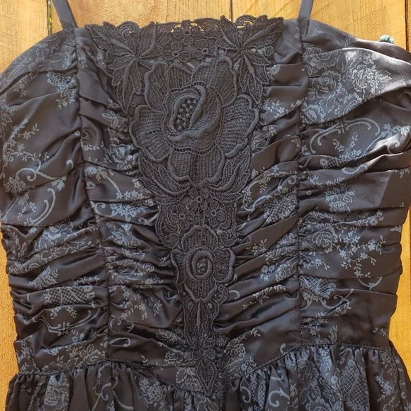 Gunne Sax Black Brocade Lace Detail Formal Dress 5 - Picture 2 of 7